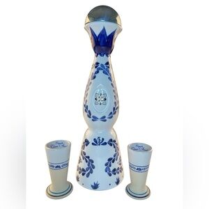 Clase Azul Reposado Decorative  Tequila set Blue and White